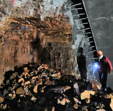 廈蓉高速公路龍巖東聯(lián)絡(luò)線（東環(huán)線）翠屏山隧道CO?膨脹破巖掘進工程